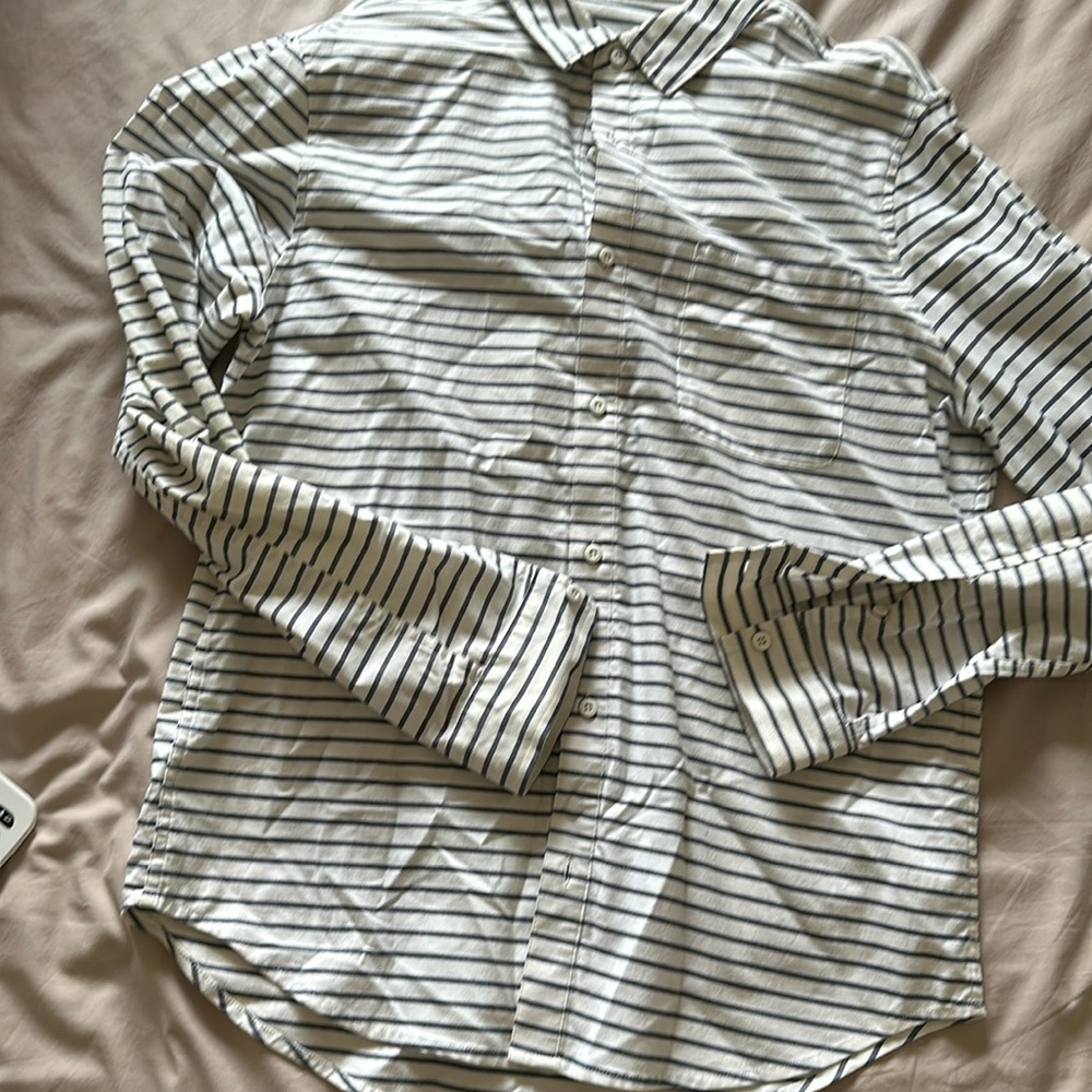 🆕 Men’s Lululemon Collared Shirt